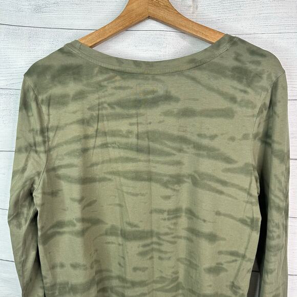 Pact Womens size Medium Organic Cotton V Neck Long Sleeve Top Camo Shirt - Picture 5 of 9